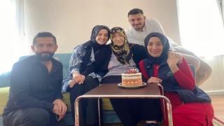 Türkan nineye doğum günü sürpizi