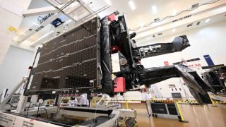 Türksat 6A'nın güneş paneli açılım testleri ilk kez görüntülendi
