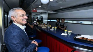 Ulaştırma ve Altyapı Bakanı Uraloğlu: “Yüksek hızlı trenlerimizle taşıdığımız yolcu sayısı 79,5 milyonu geçti”