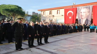Ulu Önder Atatürk, İzmirin ilçelerinde törenlerle anıldı