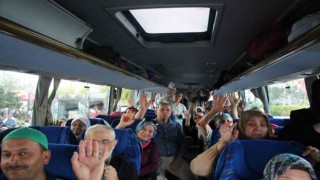 Umreciler Aydından dualarla uğurlandı