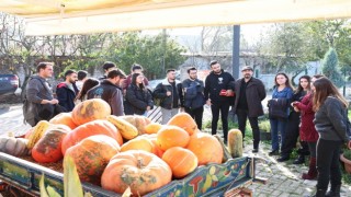 Üniversite öğrencilerine kompost eğitimi