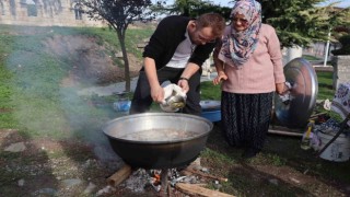 Ünlü Şef tarihi kentte Konuralp pilavı yaptı