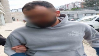 Uyuşturucu ticaretinden gözaltına alınan zanlı adliyede