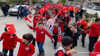 Üzümlüde Filistine destek yürüyüşü düzenledi