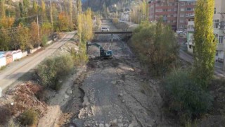 Uzunderede 12 kilometrelik dere ıslah çalışmaları tamamlandı