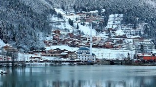 Uzungölden kar manzaraları