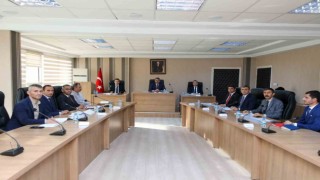 Vali Çelik: Eğitim bir toplumun geleceğini şekillendirir