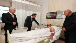 Vali Usta hastanede yaralıları ziyaret etti