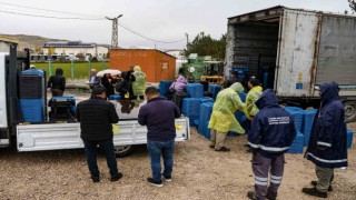 Van Büyükşehir Belediyesi 13 ilçeye 3 bin adet plastik sıfır atık kutusu dağıttı