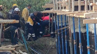 Vanda inşaat balkonu çöktü: 1 yaralı