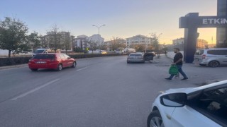 Vatandaşlar okul yoluna yaya geçidi istiyor
