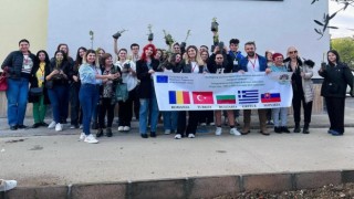 Yabancı öğrenci ve öğretmenlere eğitim verildi