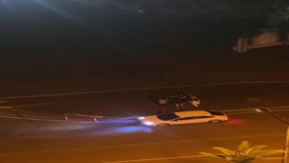 Yağmur ve şimşek altında halay çeken vatandaşlar ilgi odağı oldu