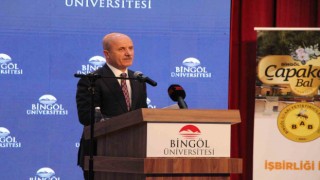 YÖK Başkanı Özvar: En az 1 üniversitemizi dünyanın en iyi 100 üniversitesi arasına sokmak istiyoruz