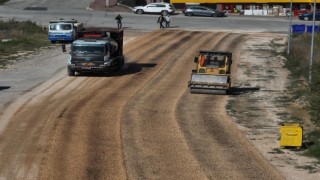 Yollar yeni baştan yapılıyor