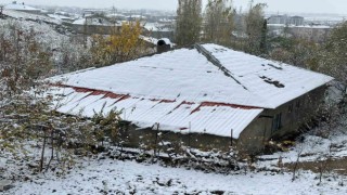 Yüksekova beyaza büründü