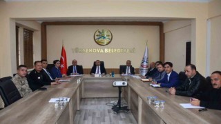 Yüksekovada Karla Mücadele toplantısı yapıldı