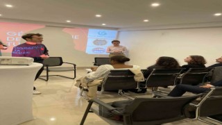 Yunus Emre Enstitüsünden Fransız öğrencilere Türkiyenin Kültürel Diplomasisi eğitim programı
