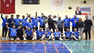 Yunusemre hentbolda 2de 2 yaptı