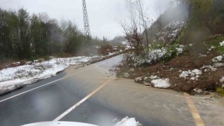 Zonguldakta sağanak ve fırtınanın ardından heyelan