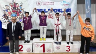 130 sporcu madalya için ter döktü