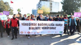 Adanada "Bağımlılığa Karşı Birlikte Yürüyoruz" etkinliği