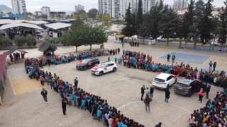 Adanalı öğrenciler Yerli Malı Haftasında Toggu inceledi