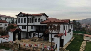 Adeta açık hava müzesi, 400e yakın konağı içende barındırıyor