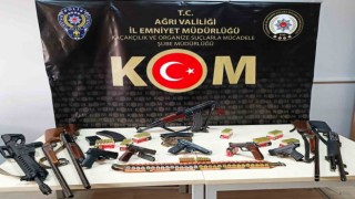 Ağrıda eş zamanlı operasyon; 22 gözaltı