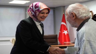 Aile ve Sosyal Hizmetler Bakanı Göktaş, Cenevrede Türklerle bir araya geldi
