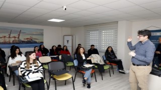 Akdeniz Belediyesi, geleceğin insan kaynakları profesyonellerini yetiştiriyor