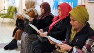Akdeniz Belediyesi, kadınlara ücretsiz kanser taraması hizmeti veriyor