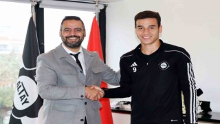 Altay, 2007 doğumlu oyuncusunu profesyonel yaptı