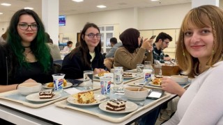Anadolu Üniversitesinde Aralık ayının ilk öğle yemeğini yine öğrenciler belirledi