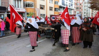 Anadolunun işgaline karşı tek yürek olan kadınların Milli Mücadele ruhu 104 yıl sonra yaşatıldı