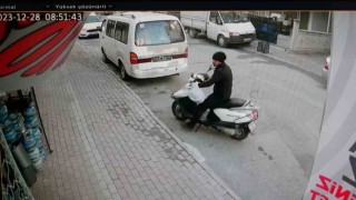 Anahtarını üzerinde bıraktığı 75 bin TLlik motosikleti çalındı