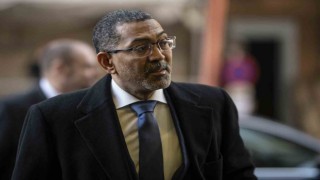 Angola, OPEC'ten ayrılma kararı kaldı