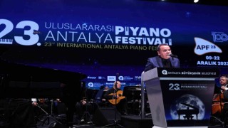 Antalya Piyano Festivaline muhteşem açılış
