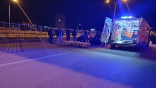 Araç önce yayaya, ardından bariyerlere çarptı: 1 ölü, 1 yaralı