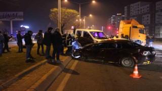 Araçlar karşı yola geçti, ortalık savaş alanına döndü: 1 yaralı