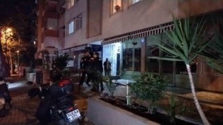 Ataşehirde otomobil motosiklete çarptı, motosikletli yaralandı