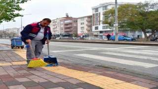 Atatürk Caddesinde genel temizlik çalışması gerçekleştirildi