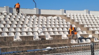 Aydında 73 yıllık stadın yıkım süreci başladı