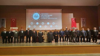 Aydında Aileyi Ayakta Tutan Değerler konferansı verildi
