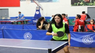 Aydında üniversiteli gençler şampiyonluk için ter döktü