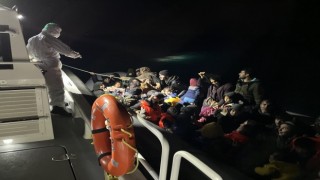 Ayvacık açıklarında 77 kaçak göçmen yakalandı