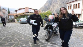 Bakan Koca görüntülerini paylaşmıştı, sağlık çalışanı çift motosiklet ambulansla hayat kurtarıyor