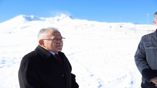 Başkan Büyükkılıç: “Erciyes, Türkiyedeki yegâne kayak merkezlerinden biri”
