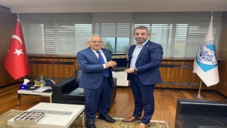 Başkan Büyükkılıça Karapınar Belediye Başkanı Güneş ve Umut Çınarı Derneğinden ziyaret